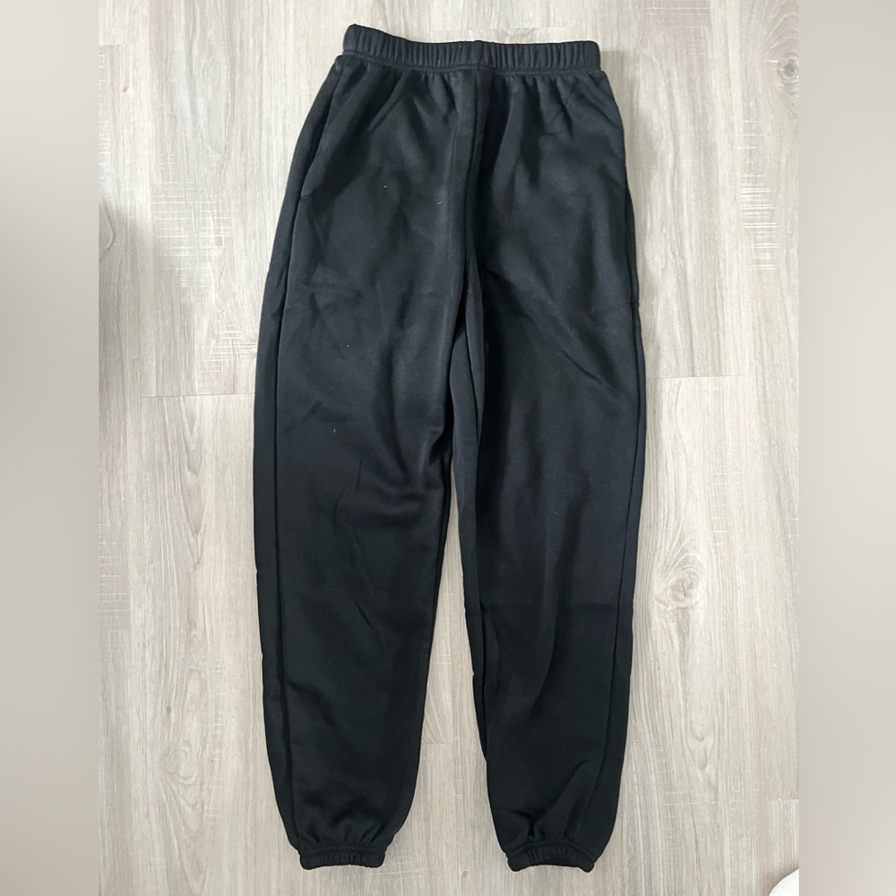 Black sweatpants